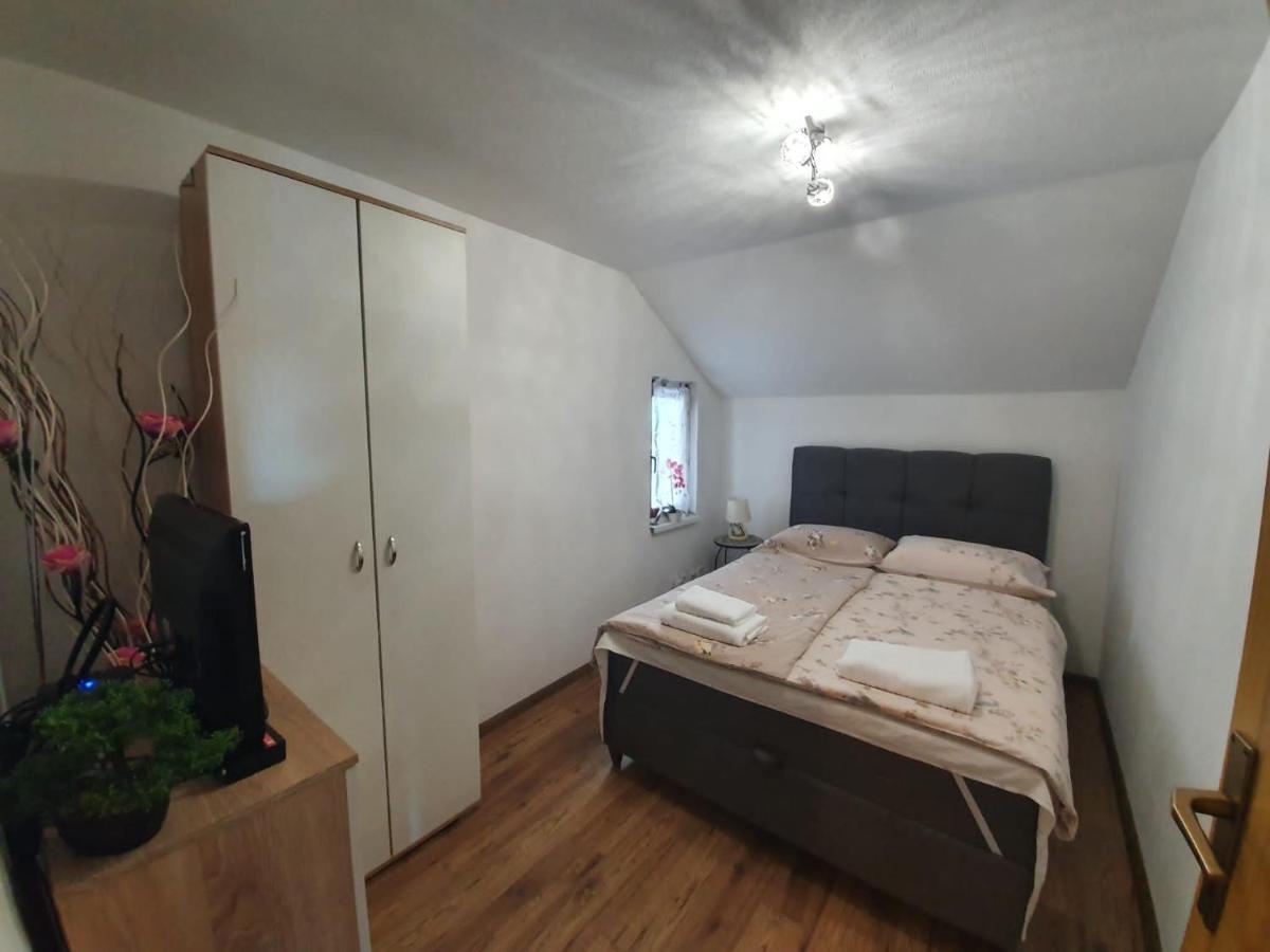Apartment Magdalena Knin Luaran gambar